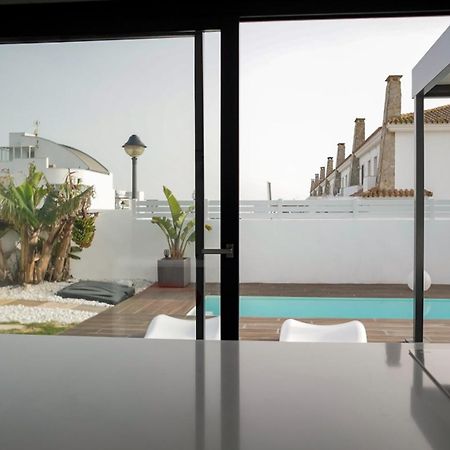 Villa Anyway Conil Un Lujo Frente Al Mar Конил-де-ла-Фронтера Екстериор снимка